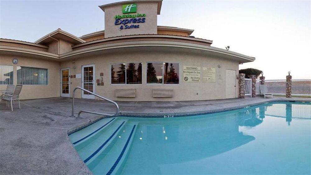 Holiday Inn Express Corning By Ihg Exterior photo