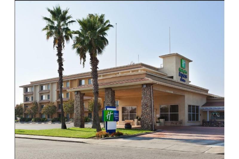 Holiday Inn Express Corning By Ihg Exterior photo