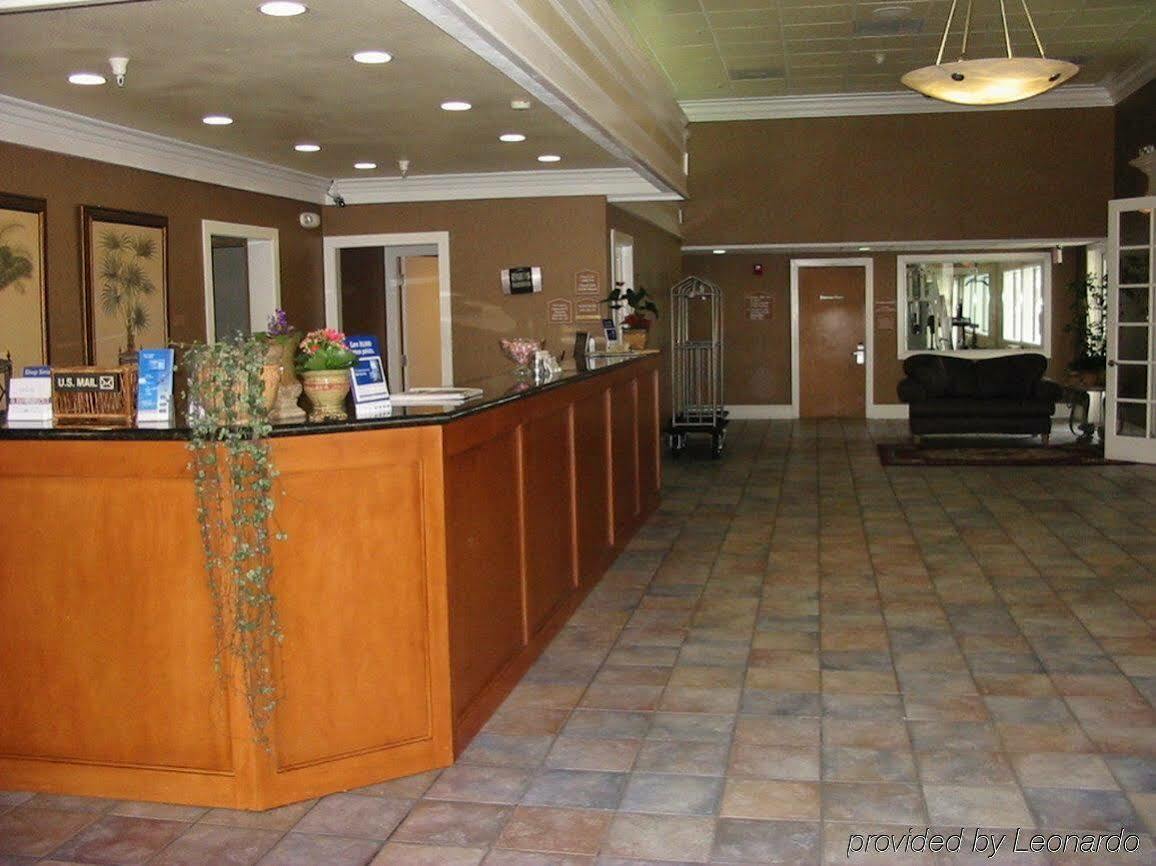 Holiday Inn Express Corning By Ihg Exterior photo
